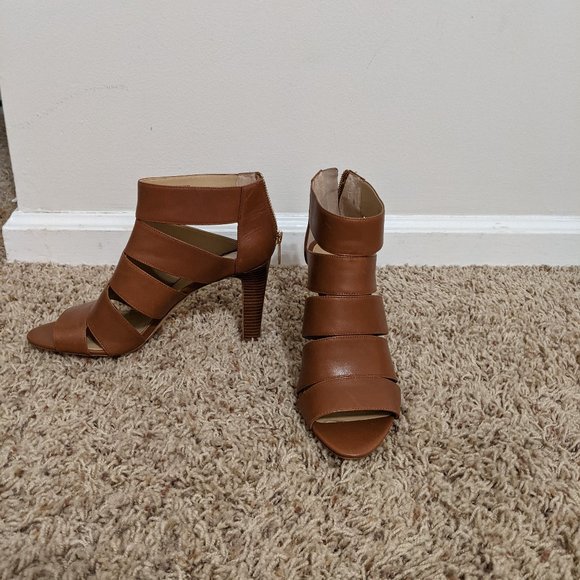 Michael Kors strappy heels - Picture 1 of 3